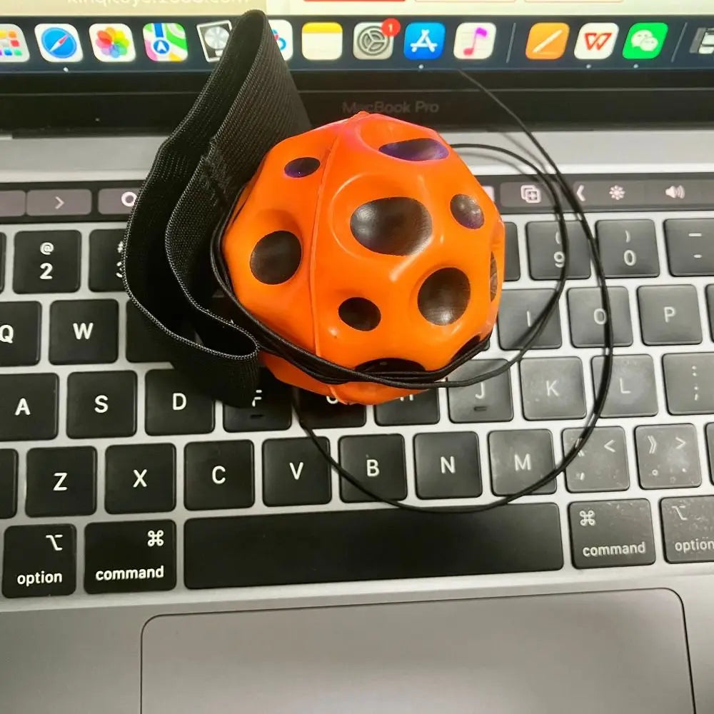 Creative Jump Ball High Bouncing Ball Exercise Hand Ball Game Wrist Return Rubber Ball Leisure Fun Wrist Elastic Ball Kids Toy